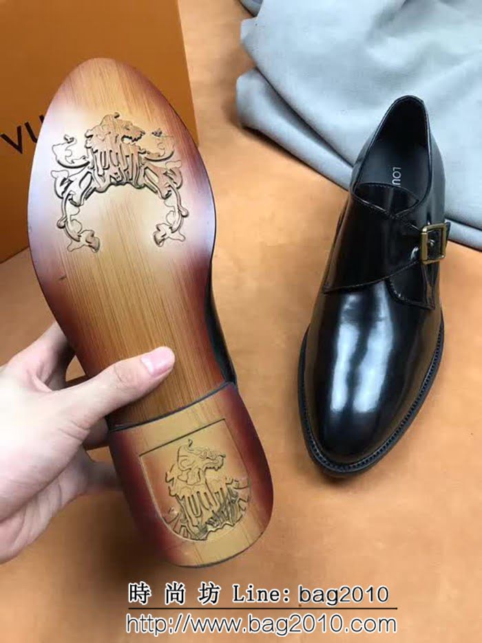 路易威登LV 手工製作 高級正裝 男士商務皮鞋 8FX1351